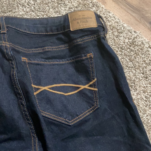 Jeans - Picture 3 of 3